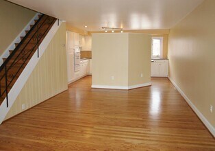 5411 Houghton Pl in Philadelphia, PA - Building Photo - Building Photo