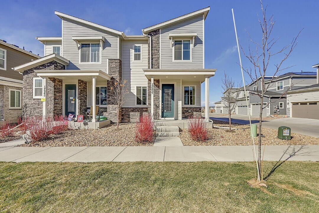 17255 E Center Pl in Aurora, CO - Building Photo