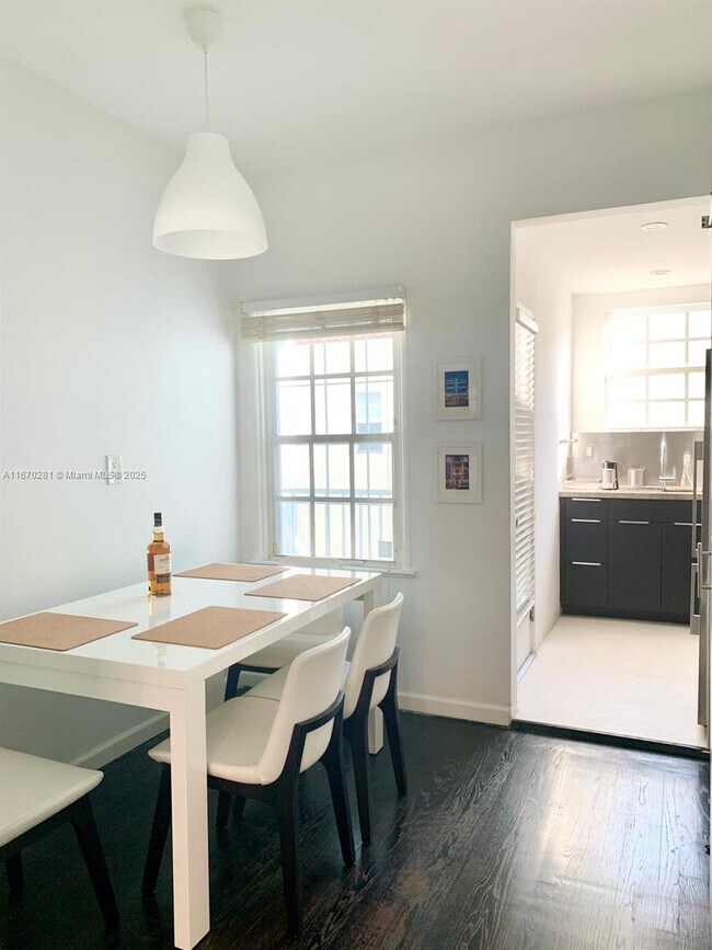 748 Euclid Ave in Miami Beach, FL - Building Photo - Building Photo