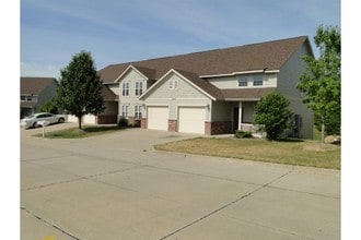 Sunset Ridge (young professional) in Columbia, MO - Building Photo - Building Photo