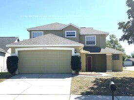 1970 Erin Brooke Dr in Valrico, FL - Building Photo