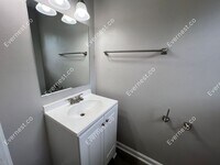 904 Sorrells Dr photo'