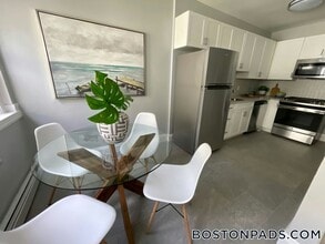 233 Lafayette St in Salem, MA - Foto de edificio - Building Photo