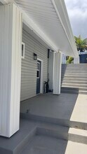 1273 Aupupu Pl, Unit B in Kailua, HI - Building Photo - Building Photo