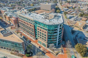 3100 W 7th St in Fort Worth, TX - Building Photo