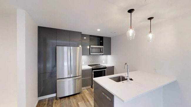 345 Harrison Ave in Boston, MA - Foto de edificio - Building Photo