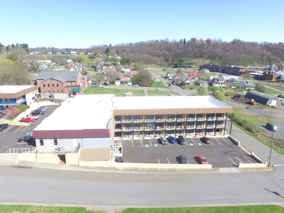 Chestnut Creek Apartments in Galax, VA - Building Photo