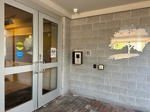 21 Chestnut St in Portland, ME - Building Photo - Building Photo