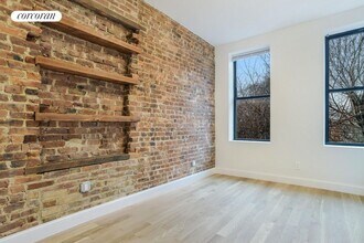 176 Schaefer St in Brooklyn, NY - Building Photo - Building Photo