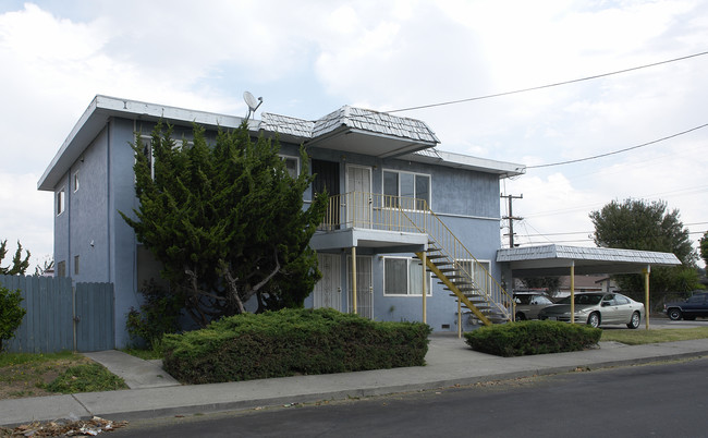 2801 11th St in San Pablo, CA - Building Photo - Building Photo