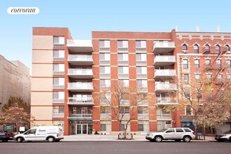 324 Pleasant Ave in New York, NY - Foto de edificio - Building Photo