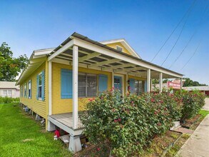 612 Lamar St in Lafayette, LA - Building Photo - Building Photo