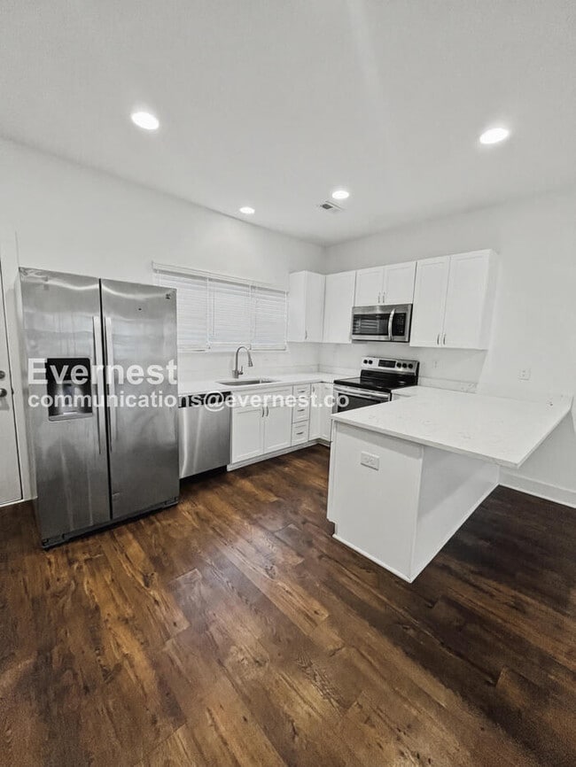 300 Stewarts Ferry Pike in Nashville, TN - Building Photo - Building Photo