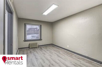 807 Clara Ave in St. Louis, MO - Building Photo - Building Photo
