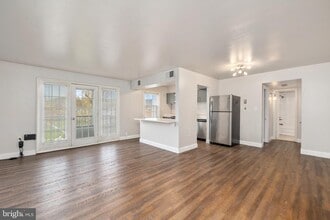 9445 Fairfax Blvd in Fairfax, VA - Building Photo - Building Photo