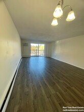 24 Whites Ave in Watertown, MA - Foto de edificio - Building Photo