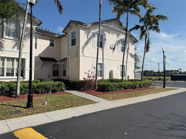 153 SE 28th Ter in Homestead, FL - Building Photo - Building Photo