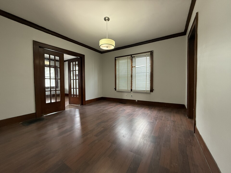 318 Scio St, Unit #1 in Rochester, NY - Foto de edificio