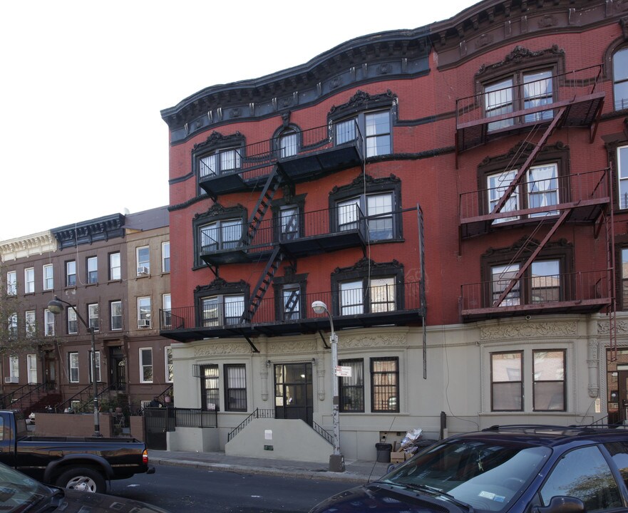 974 Saint Marks Ave in Brooklyn, NY - Building Photo