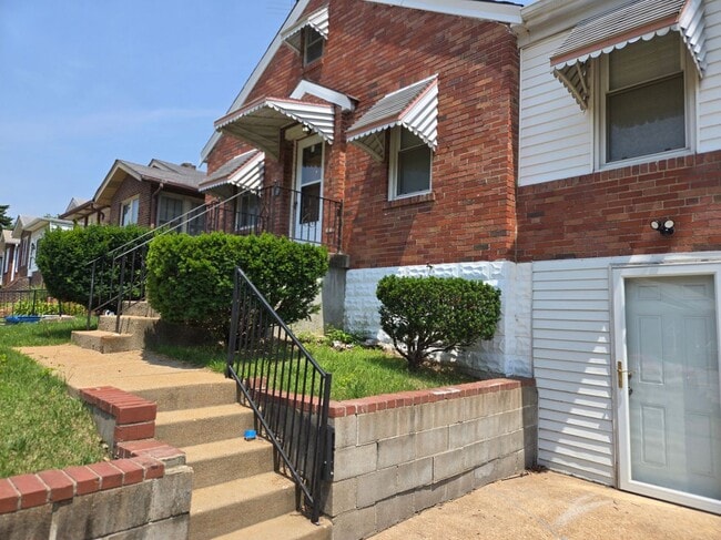6415 Perry Dr in St. Louis, MO - Building Photo - Building Photo