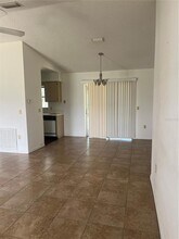 1585 Triangle Dr in Mount Dora, FL - Building Photo - Building Photo