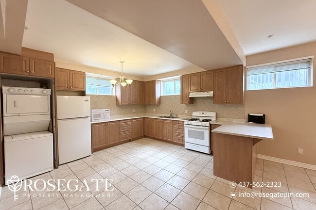 129 Duncan Rd in Richmond Hill, ON - Building Photo - Building Photo