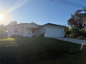 3050 Wentworth St in North Port, FL - Building Photo