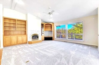 18527 Jayhawk Dr in Penn Valley, CA - Foto de edificio - Building Photo