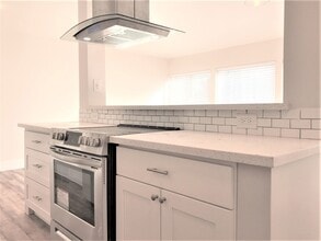 The Harvard on Capitol Hill in Seattle, WA - Building Photo - Building Photo