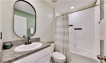 7104 Fern Garden Ct in Sun City Center, FL - Building Photo - Building Photo