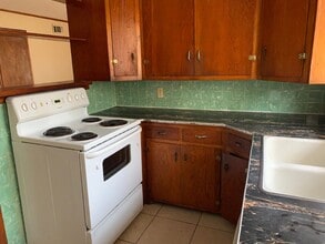 1207 W Matthews Ave in Jonesboro, AR - Building Photo - Building Photo