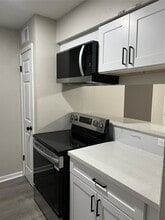 910 7th Ave N in Texas City, TX - Building Photo - Building Photo