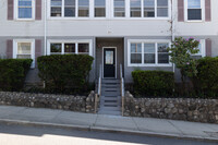 47-59 Wood Ave in Woonsocket, RI - Foto de edificio - Building Photo