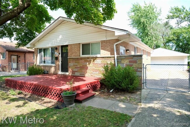 1205 Alvin St in Westland, MI - Building Photo - Building Photo
