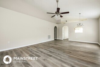 1551 Herring Ln in Clermont, FL - Foto de edificio - Building Photo