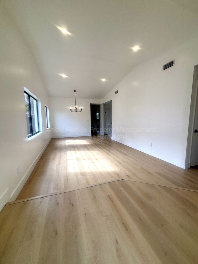 640 Macduff Ln in Winter Springs, FL - Building Photo - Building Photo
