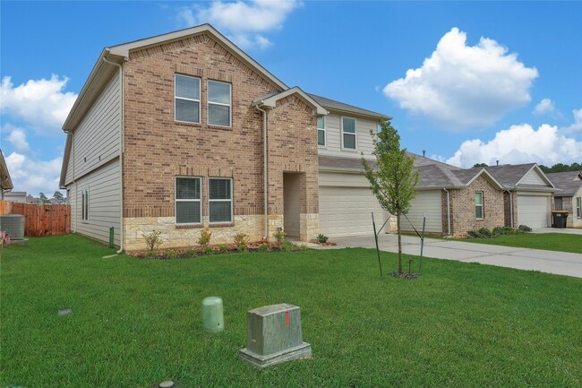 property at 11840 Summertime Dr