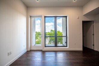 1322 E 12th St in Austin, TX - Building Photo - Building Photo