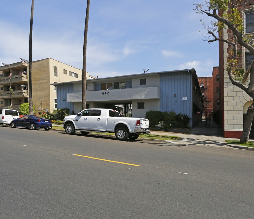 442 S Kenmore Ave in Los Angeles, CA - Foto de edificio