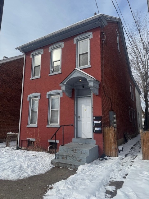 property at 467 N Evans St