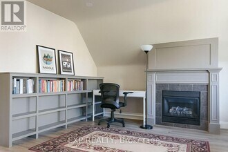 12 Somerset St W in Ottawa, ON - Building Photo - Building Photo