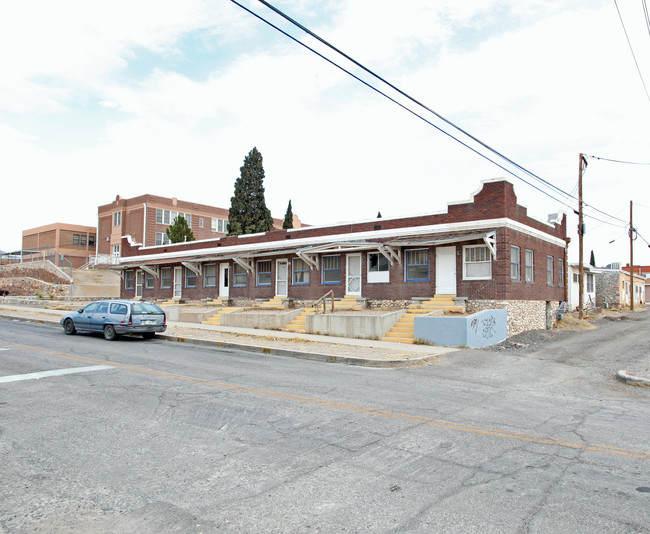 1110 Cedar St in El Paso, TX - Building Photo - Building Photo