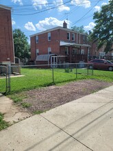 1722 Red Oak Rd in Parkville, MD - Foto de edificio - Building Photo