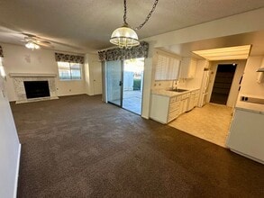 233 Marquis Pl in Santa Maria, CA - Building Photo - Building Photo