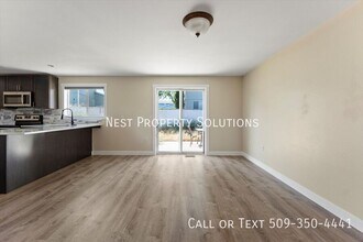 812 Sage Bay Dr in Moses Lake, WA - Building Photo - Building Photo