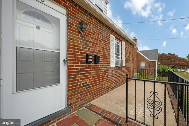 30 Hendrickson Ave in Bellmawr, NJ - Building Photo - Building Photo