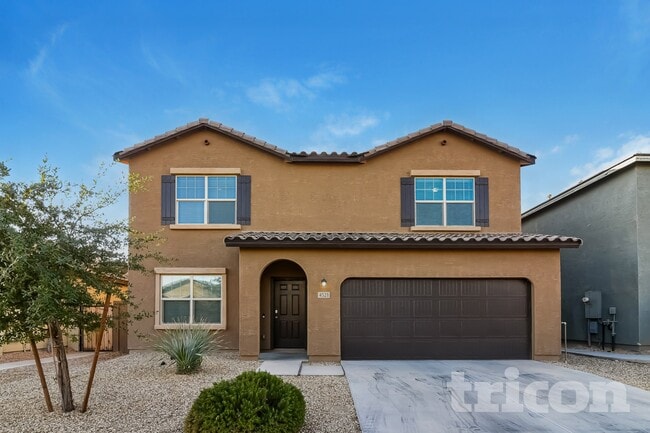 property at 4521 W Saddlebush Way