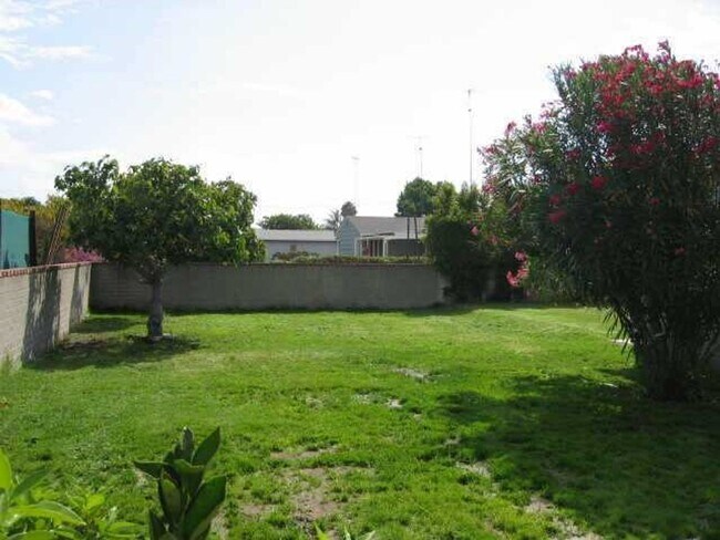 6230 Rose St in San Diego, CA - Building Photo - Building Photo