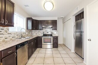4713 W Menadota Dr in Glendale, AZ - Building Photo - Building Photo