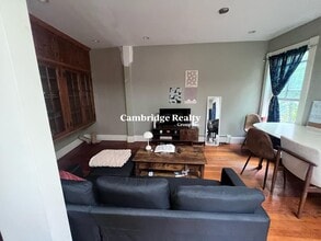 151 Highland St, Unit 2 in Boston, MA - Building Photo - Building Photo